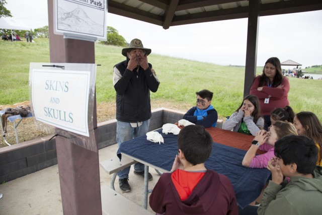 Corps, Volunteers Row and Tell at Black Butte Lake