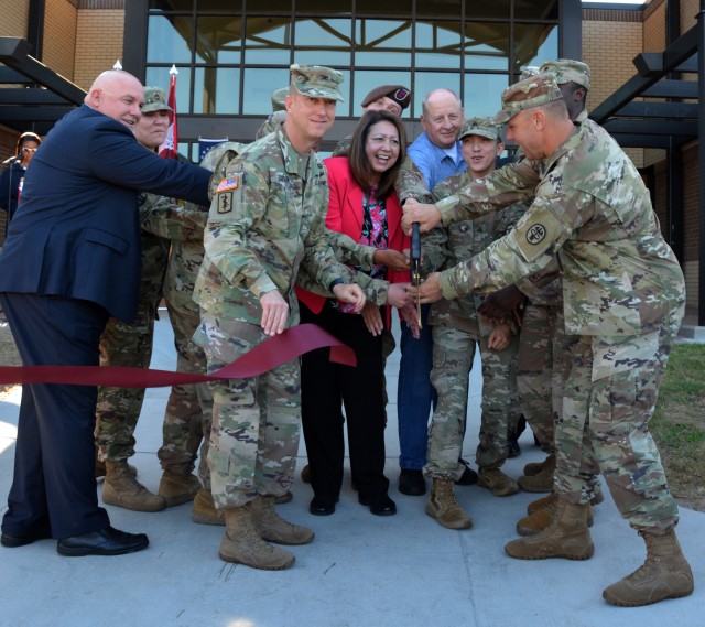 Bennett Medical Home debuts renovations during CRDAMC ribbon-cutting ceremony