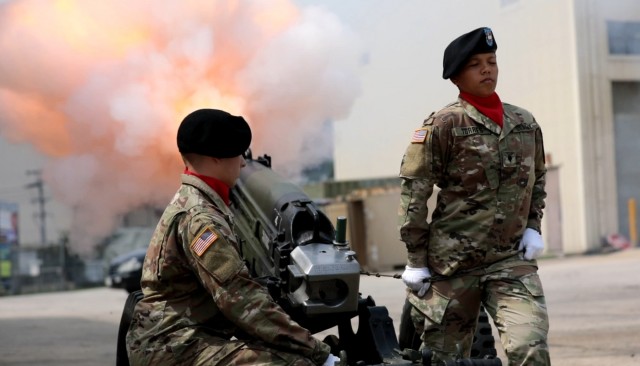 Salute Battery pays tribute to the nation in Korea