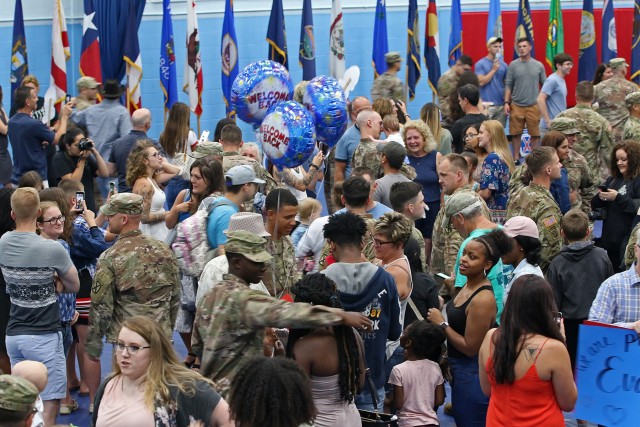 First Commando Soldiers return from deployment
