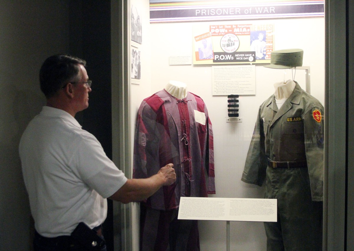 U.S. Army Field Artillery Museum lets uniforms tell modern Army