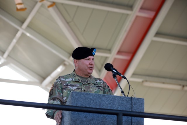 U.S. Army South welcomes new commander