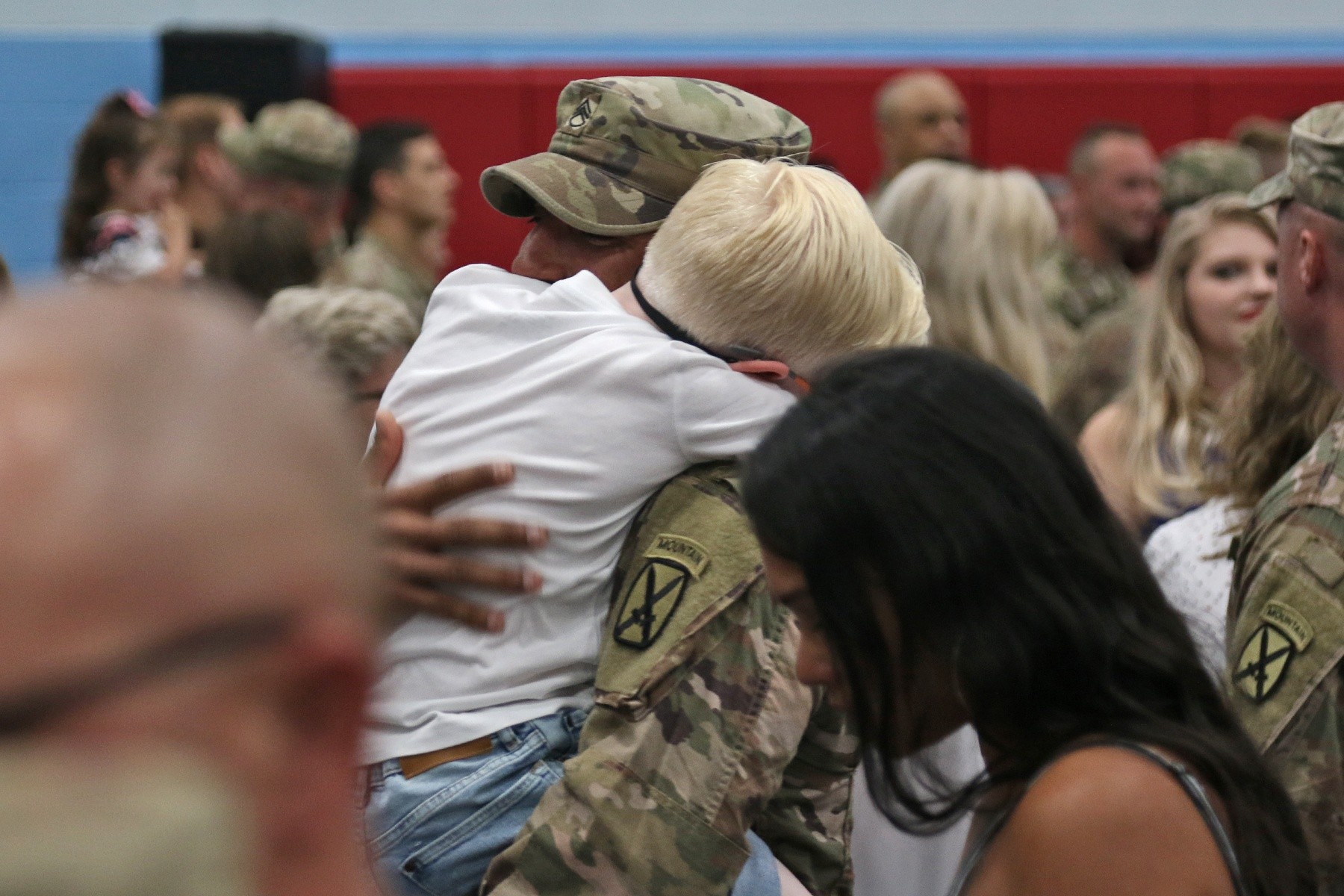 Welcome Home Ceremonies Reunite Commando Soldiers And Families   Original 