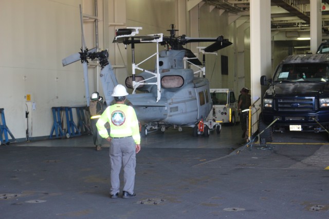 599th Trans. Bde. facilitates upload of MAG-24 cargo