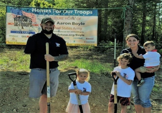 From Soldier to advocate to surrogate mom