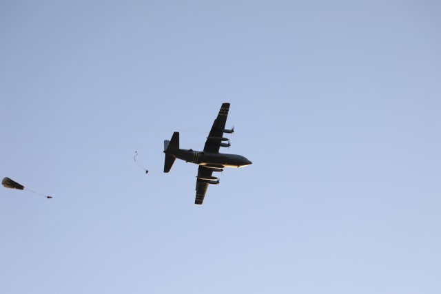 Ft. Benning Rangers jump test new backpack systems for forced entry operations