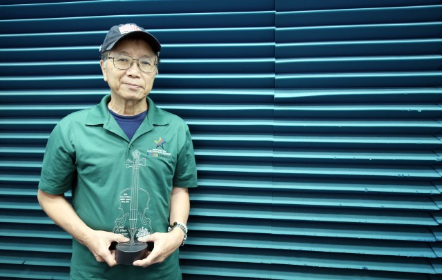 Camp Zama violin instructor places second in National Oldtime Fiddlers' Contest