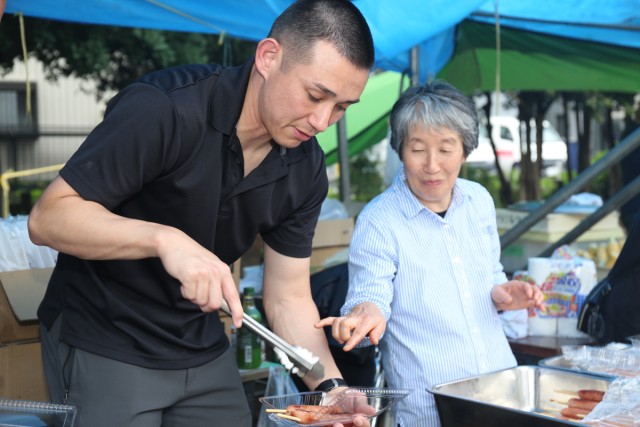 38th ADA Soldiers enhance U.S.-Japan partnership through volunteerism