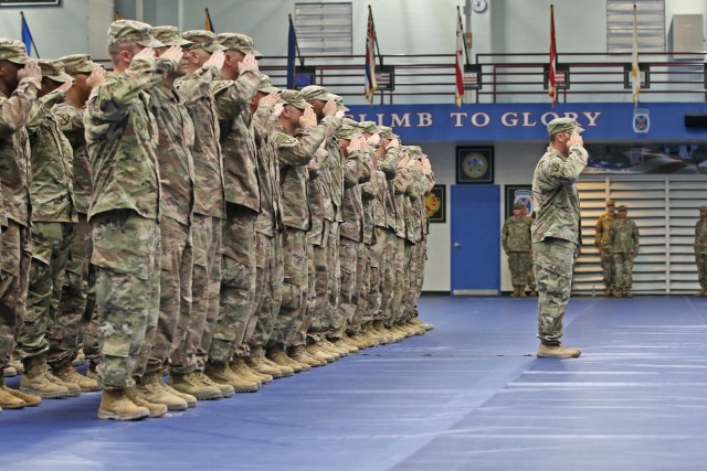 Commando Soldiers continue arriving from Afghanistan deployment