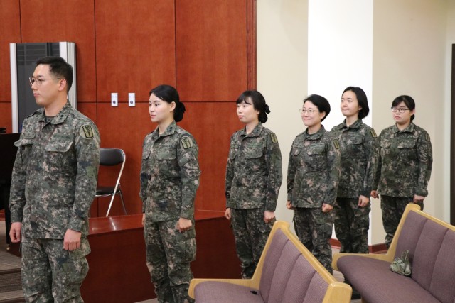 Republic of Korea Army officers graduate military healthcare program