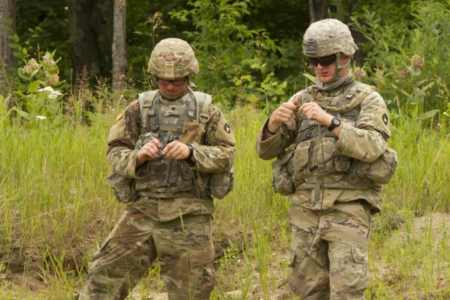 Iowa National Guard engineer Soldier earns Air Assault Wings