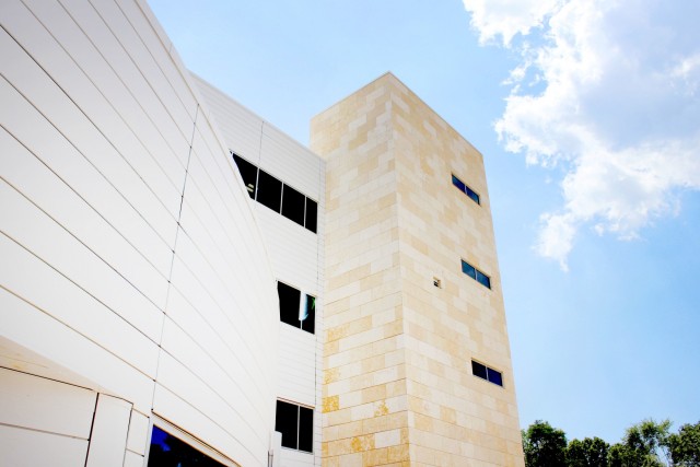 A facility for a dynamic future - Army Corps delivers high-tech space for intelligence command