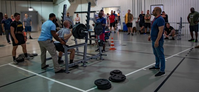 U.S. Army Soldiers compete in 1000 Pound Challenge