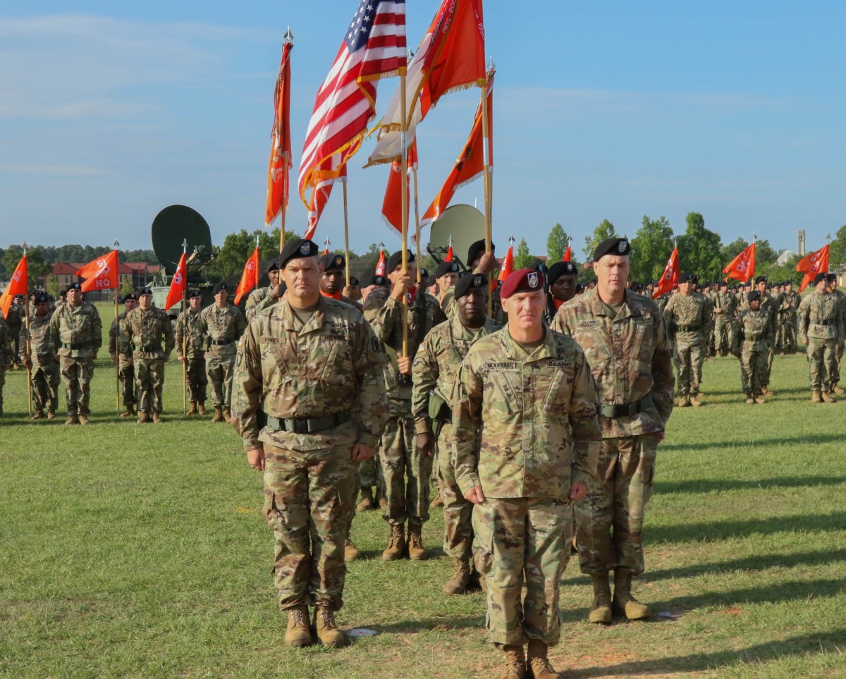 35th Signal Brigade Welcomes New Commander Article The