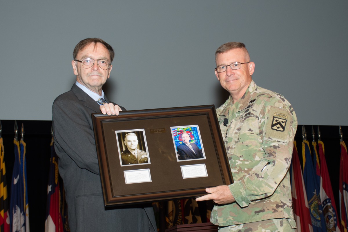 New SAMS academic chair installed, 42 faculty authors earn writing