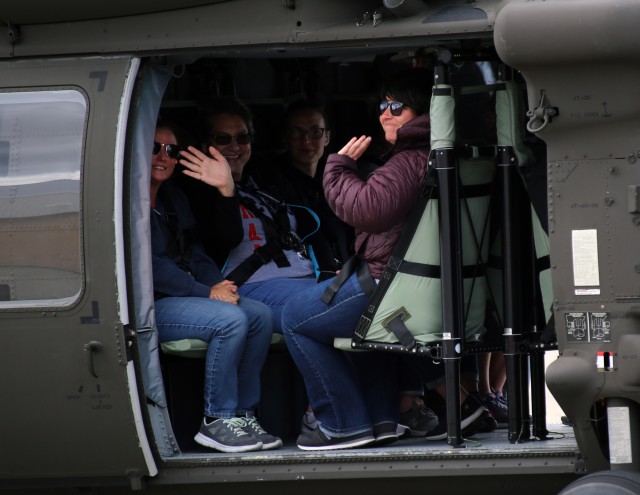 Educators take flight to learn about Wash. National Guard