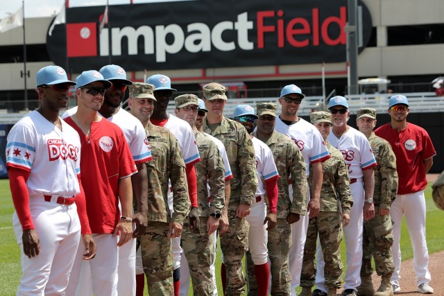 Chicago-based Soldiers represent Army Reserve at American Association of Independent Professional Baseball game