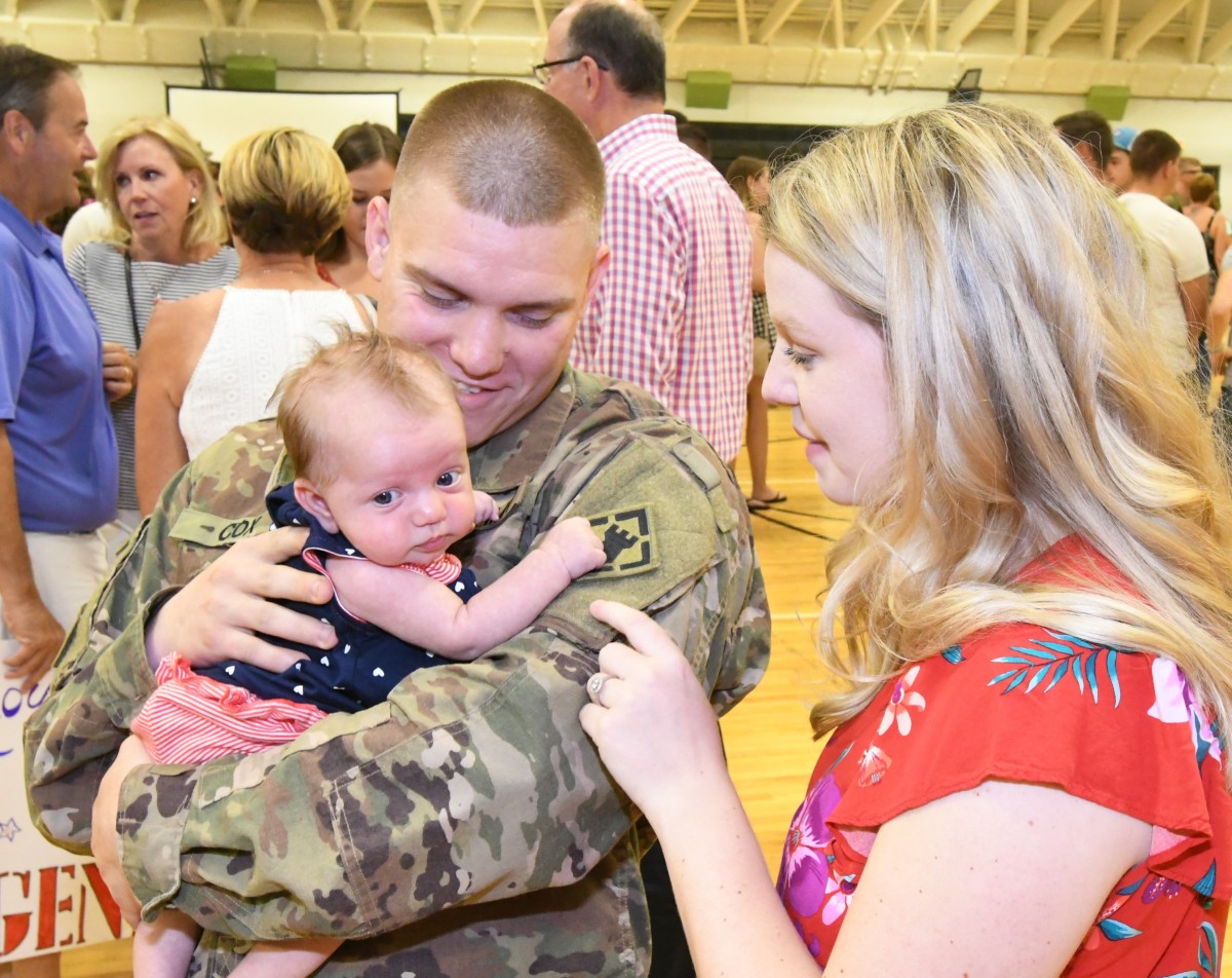 Hundreds at Fort Knox welcome 42nd Clearance Company back from ...