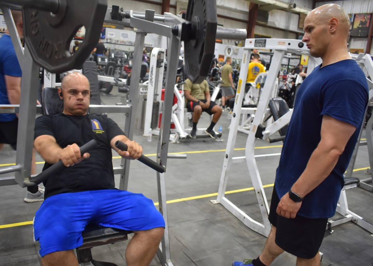 Brothers bond, find motivation in each other on deployment Article