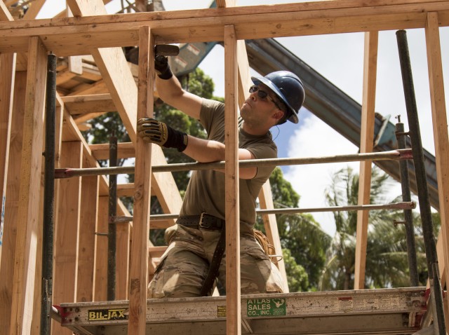 N.Y. Guard engineers conduct innovative training in Hawaii