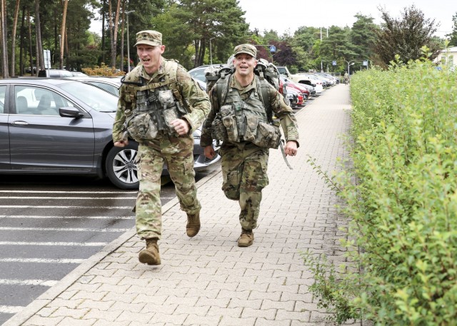 LRMC competition tests Soldiers' tactical, technical knack
