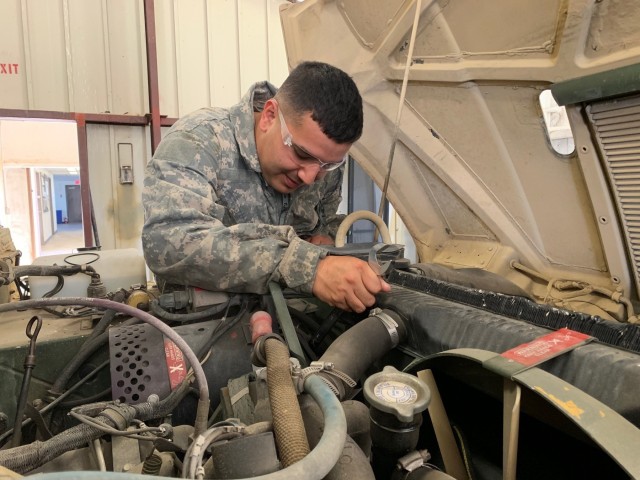 Mechanic helps maintain, helps keep warfighters in the fight