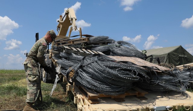 Lifeliners in the Field: 101st Sustainment Brigade Soldiers Train to Sustain for Eagle Talon II