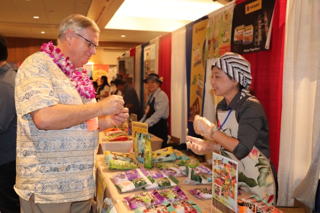 ALA Food Show opens commissary, exchange doors to Hawaii vendors