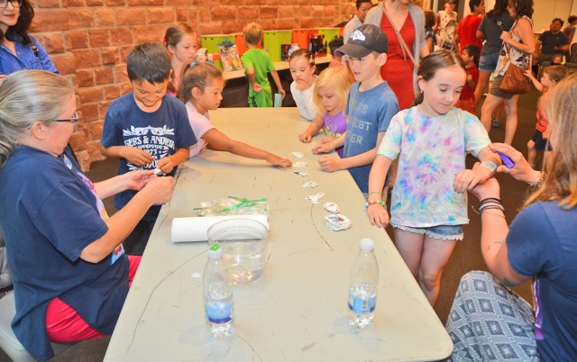 Exploring new worlds during Wiesbaden's Summer Reading Program