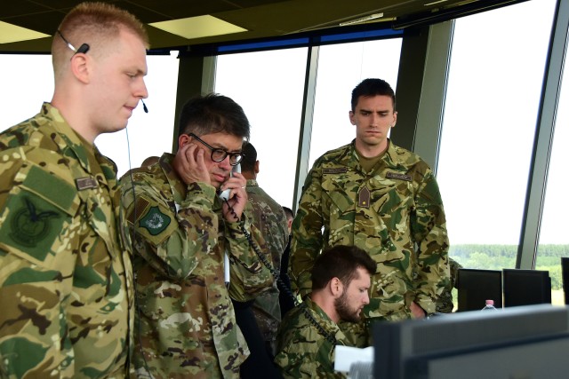 Ohio Guard Airmen, Hungarian partners train on airfield work