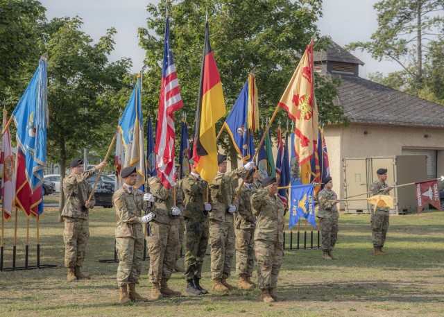 Garrison welcomes new command sergeant major