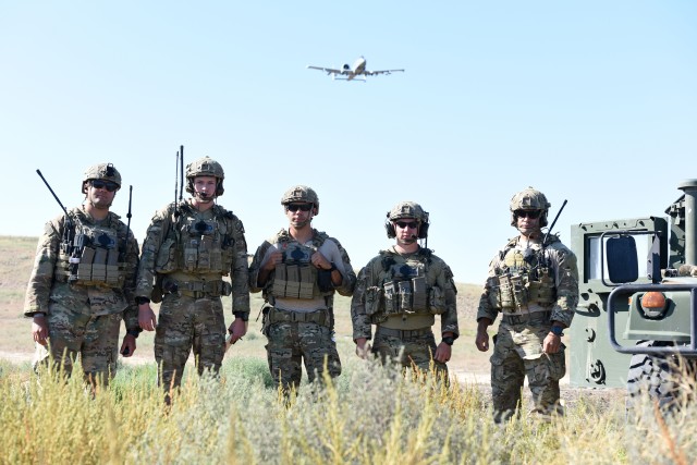 Airmen practice combat skills alongside Army counterparts