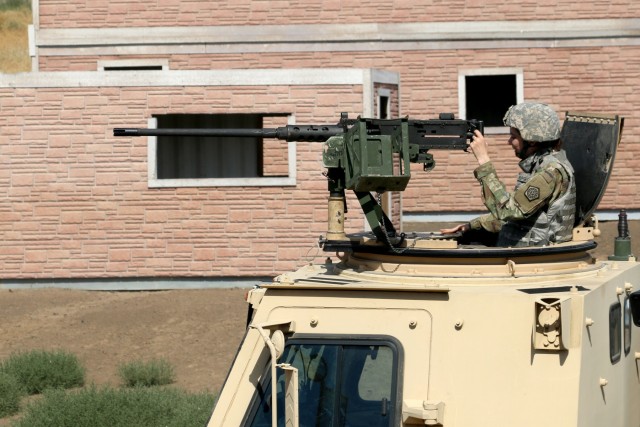 A steep change: Illinois Guardsmen face new terrain at Rising Thunder