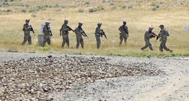 Illinois Guardsmen break barriers as team sport at Rising Thunder