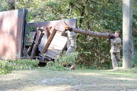 Benning Officer Candidates Clean Up Girls Group Home In Columbus Article The United States Army