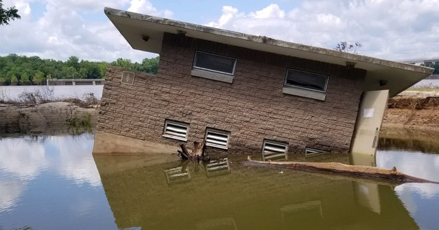 Some Corps parks remain closed along the Arkansas River