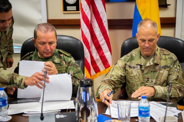U.S. Army South hosts Colombian army during bilateral staff talks