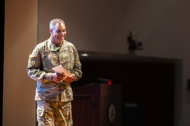 FORSCOM CG at Maneuver Warfighter Conference