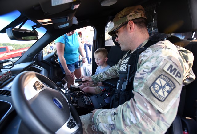 Fort Knox children, parents celebrate start of fall sports season