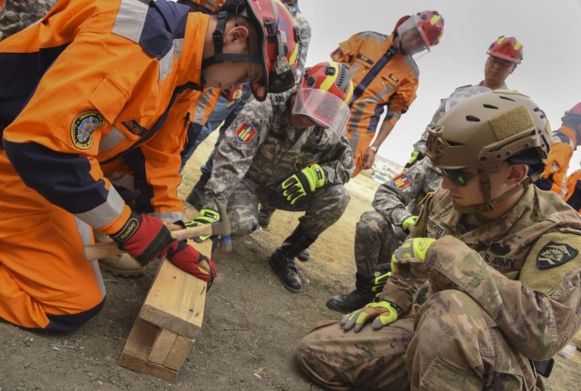 First responders, volunteers train with Mongolian partners
