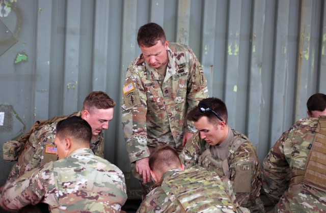 Washington National Guard conducts tactical medicine course