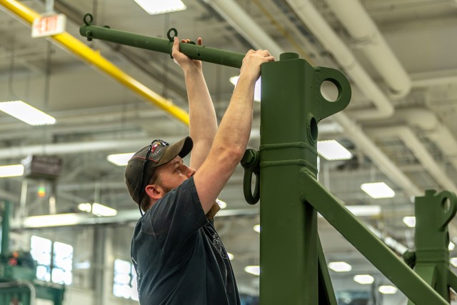Army depot partners with Marine Corps to upgrade mobile radar system
