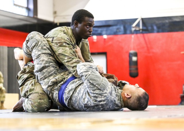 LRMC combatives rallies Soldier lethality