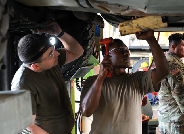 National Guard mechanics host Ecuadorians in SPP