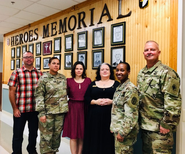 Fort Campbell WTB family gathers to remember fellow Soldier