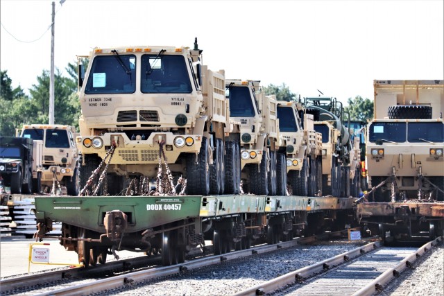 Engineer unit's equipment loaded on railcars at Fort McCoy for deployment