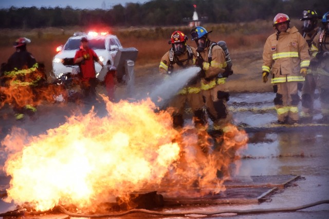 Garrison leaders participate in annual firefighter training exercise