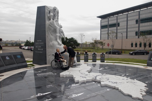 Eighth Army leaders honor memory of Gen. Walton Harris Walker Oct. 10
