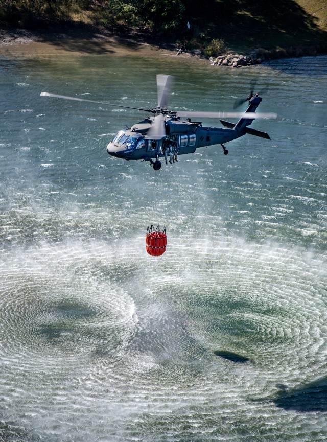 W.Va. Guard helicopter crews train to fight wildland fires