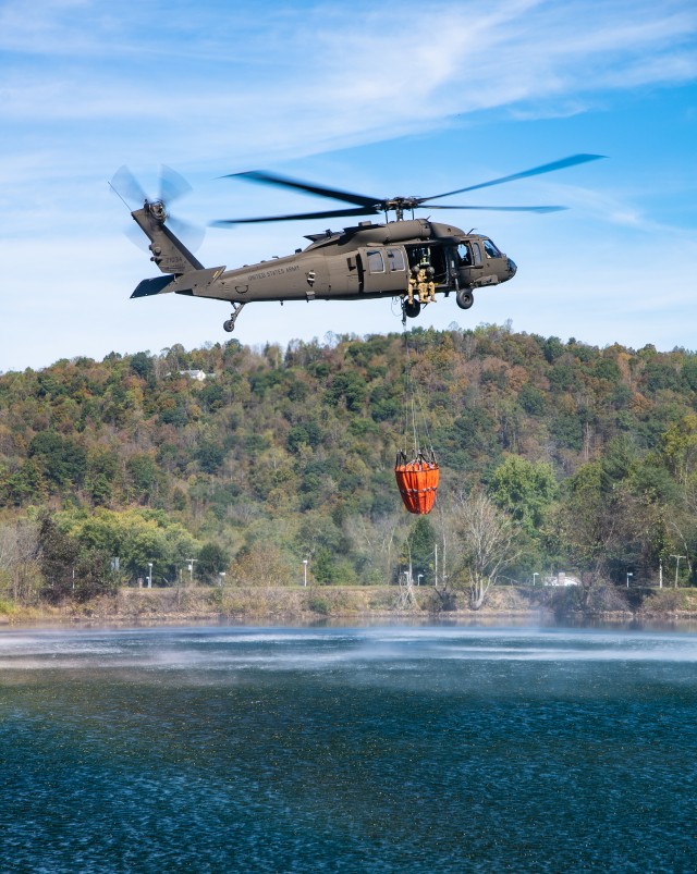 W.Va. Guard helicopter crews train to fight wildland fires